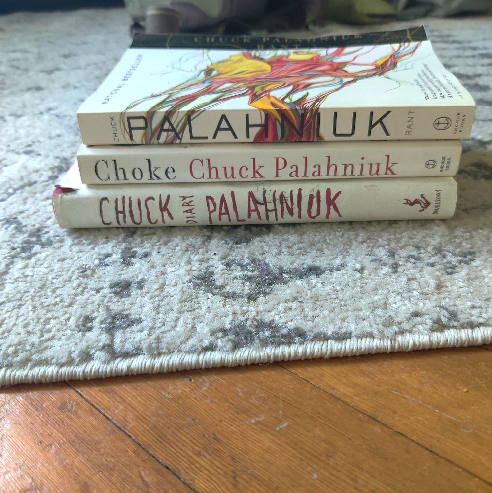 Set of three books written by Chuck Palahniuk